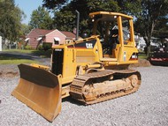   CAT D4