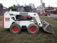   BobCat S220