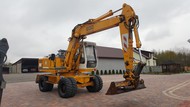    Liebherr A900