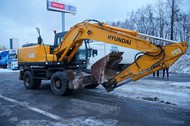    Hyundai R170W-7A